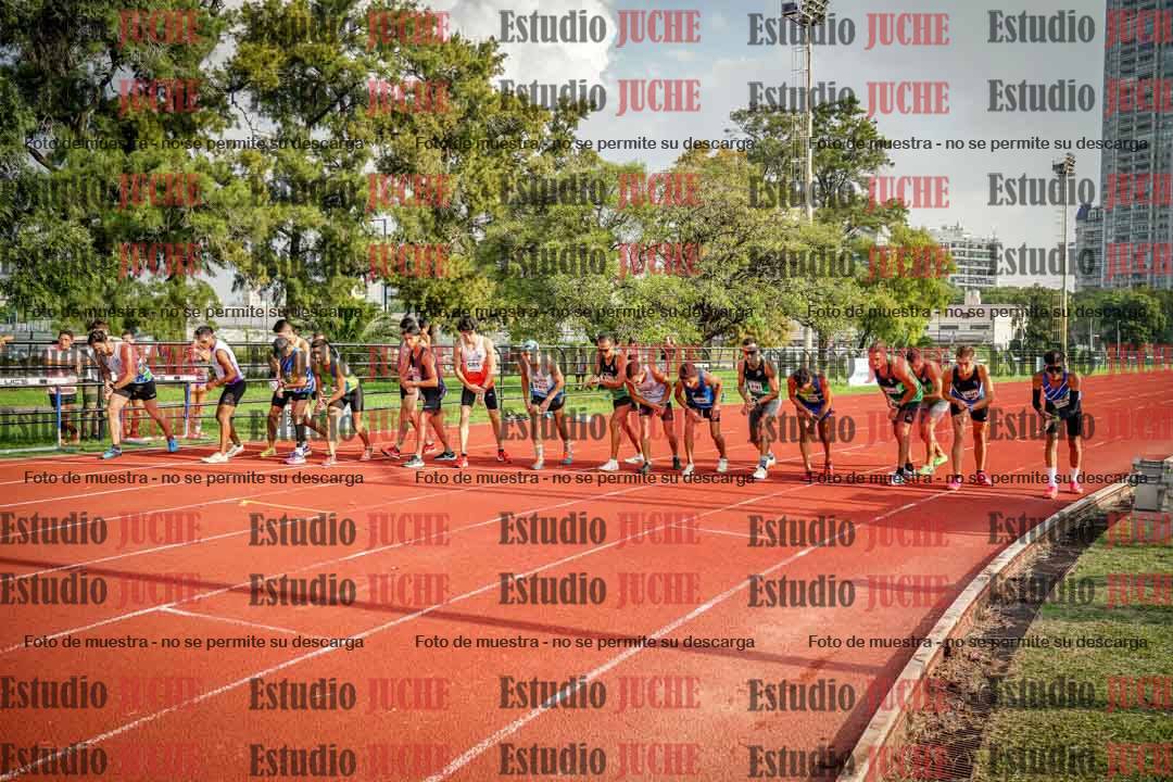 Fotos de los 3000 m llanos de varones