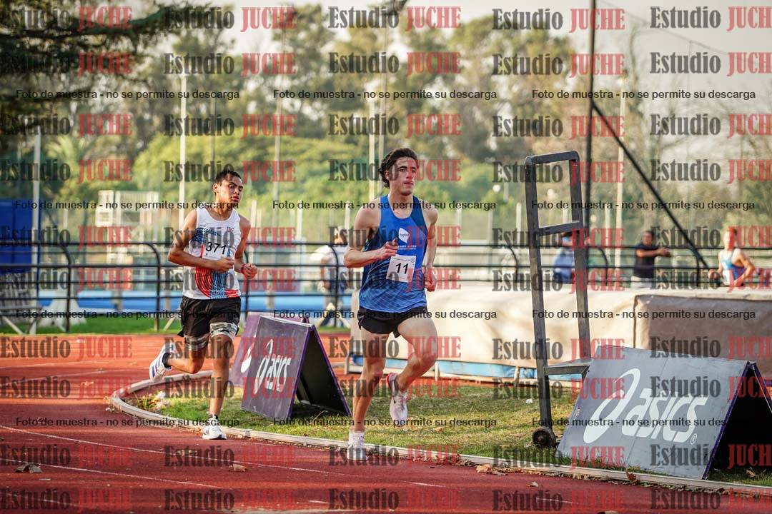 Fotos de los 5000 m llanos de varones