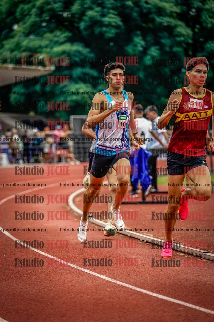 Fotos de los 800 m de varones