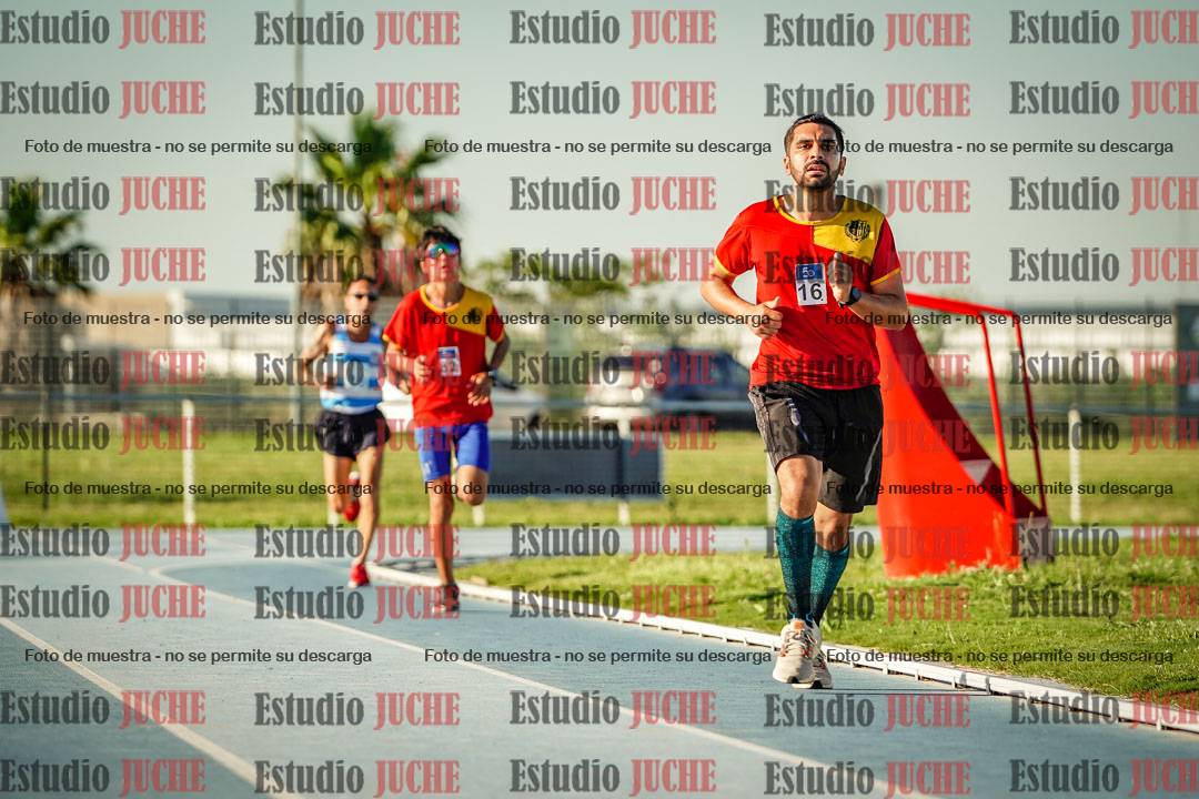 Fotos de los 3000 m llanos de varones