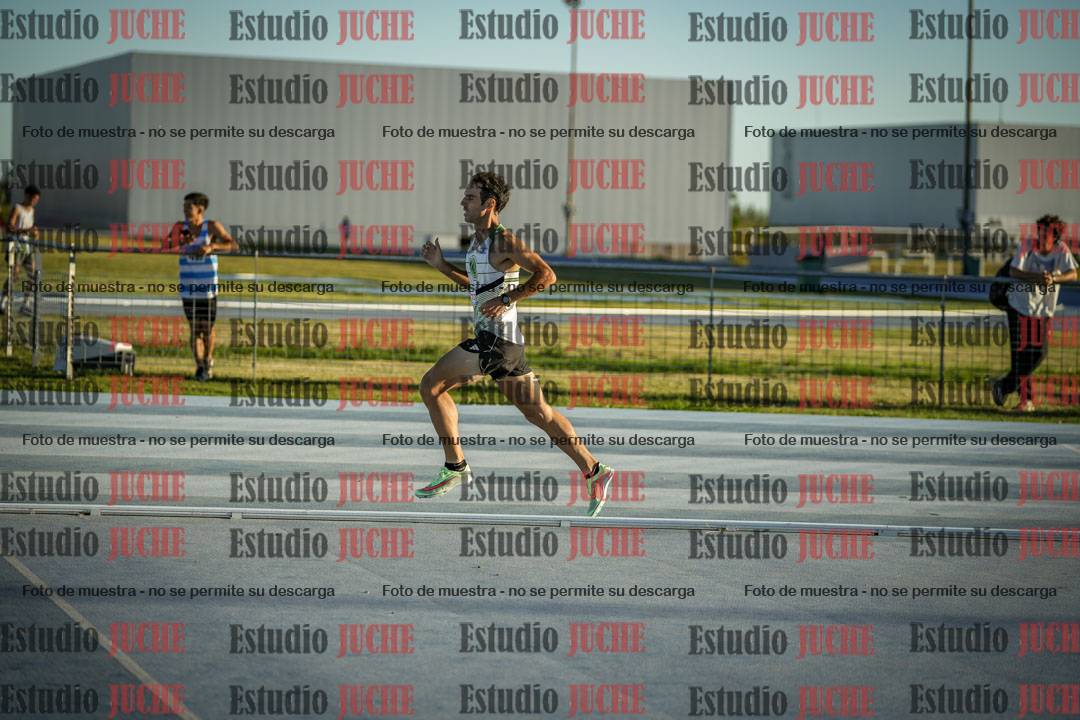 Fotos de los 1500 m llanos de varones