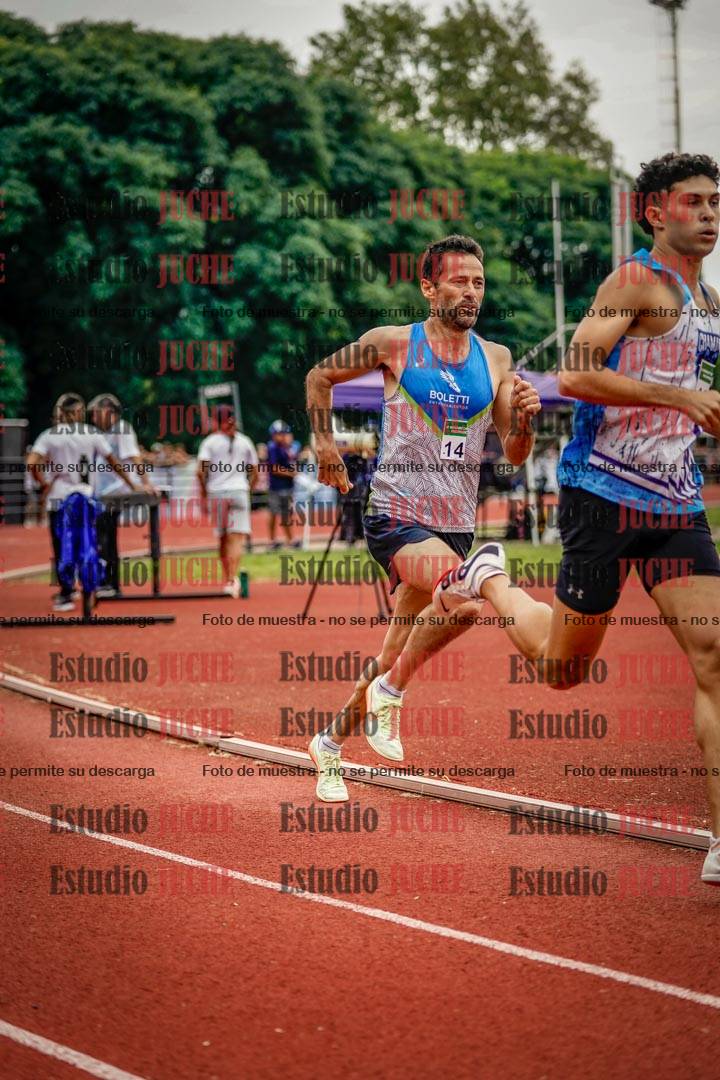 Fotos de los 800 m de varones