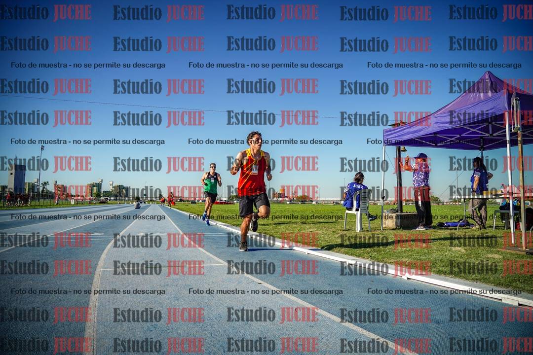 Fotos de los 3000 m llanos de varones
