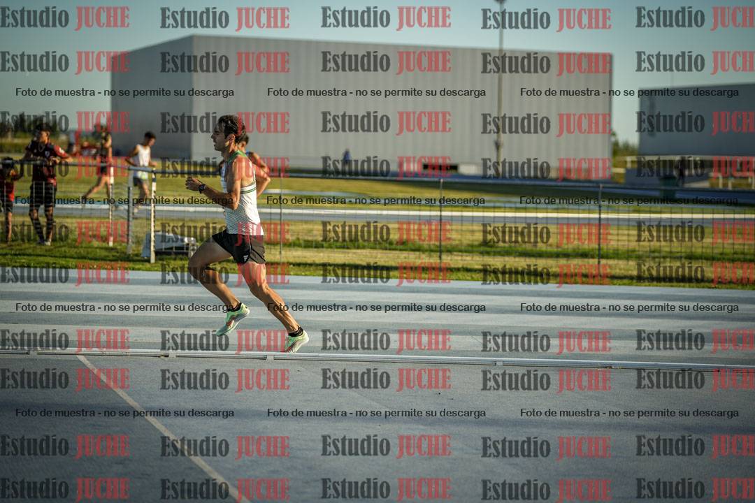 Fotos de los 1500 m llanos de varones
