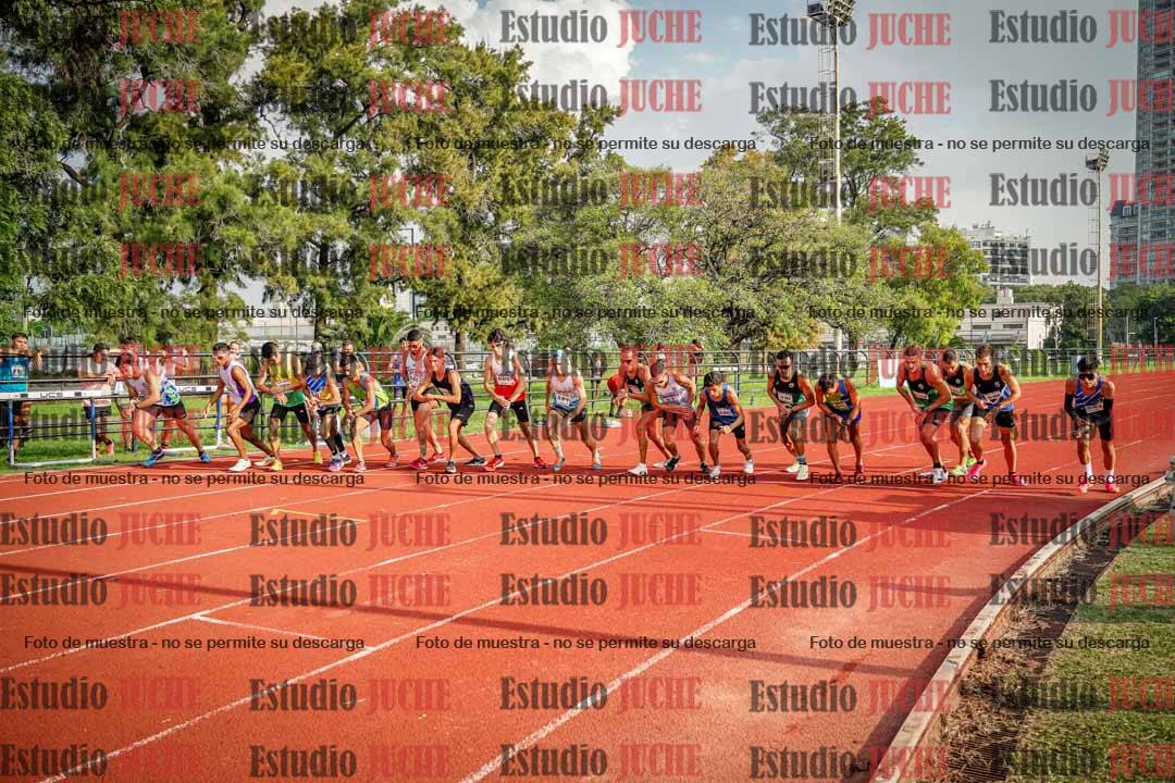 Fotos de los 3000 m llanos de varones