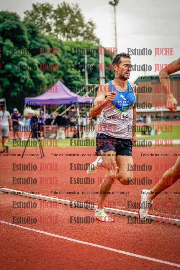 Fotos de los 800 m de varones