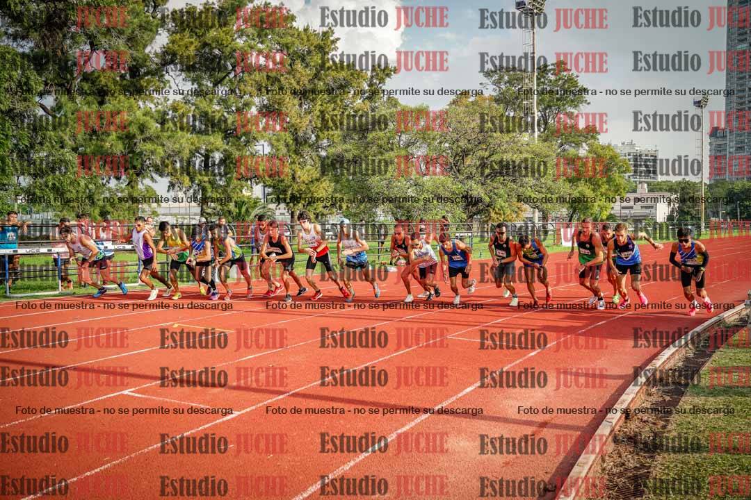 Fotos de los 3000 m llanos de varones
