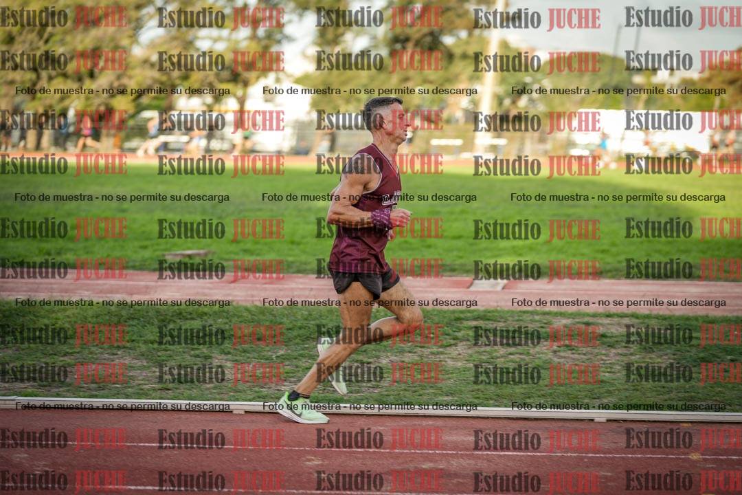 Fotos de los 3000 m llanos de varones