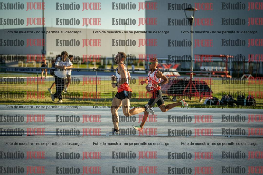 Fotos de los 1500 m llanos de varones