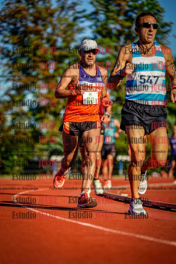 Fotos de los 3000 m llanos de varones