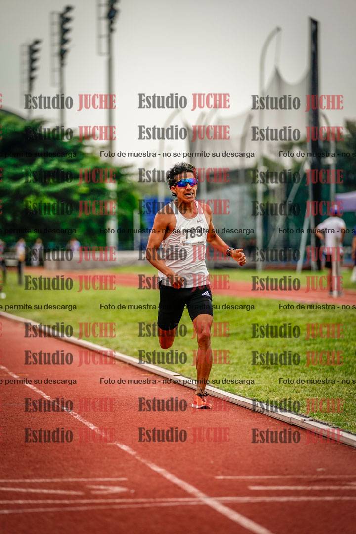 Fotos de los 800 m de varones