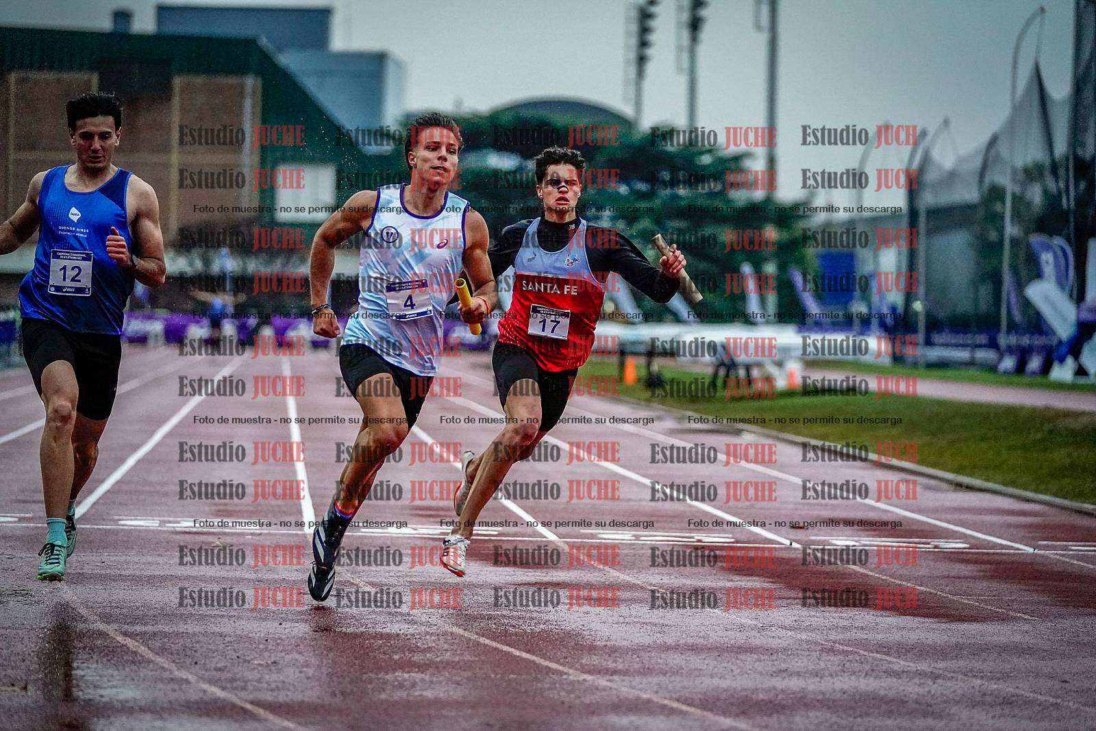 Fotos de las postas 4x100 m de varones