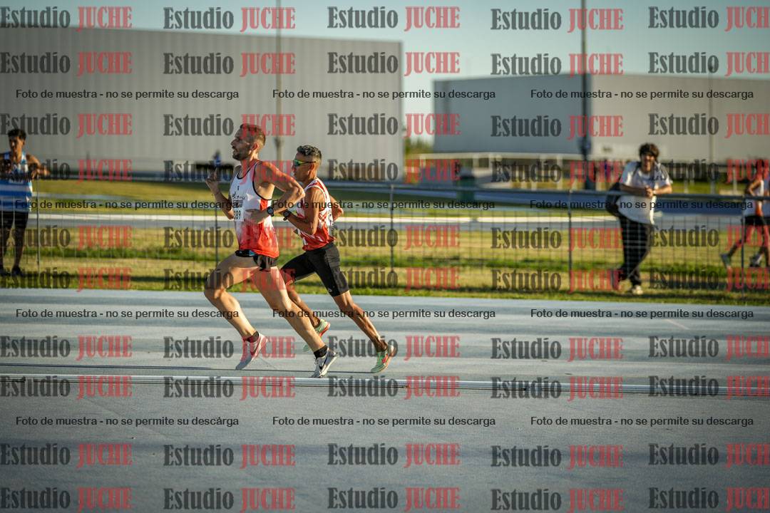 Fotos de los 1500 m llanos de varones