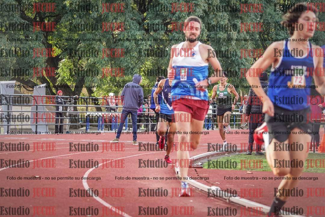 Fotos de los 3000 m llanos de varones
