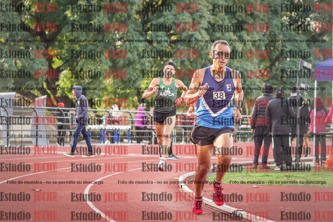 Fotos de los 3000 m llanos de varones