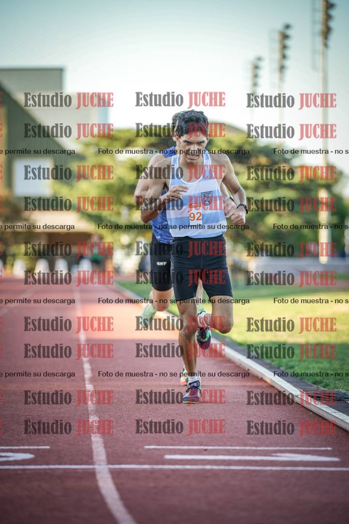 Fotos de los 3000 m llanos de varones
