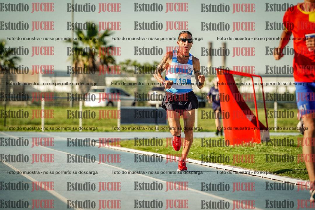 Fotos de los 3000 m llanos de varones