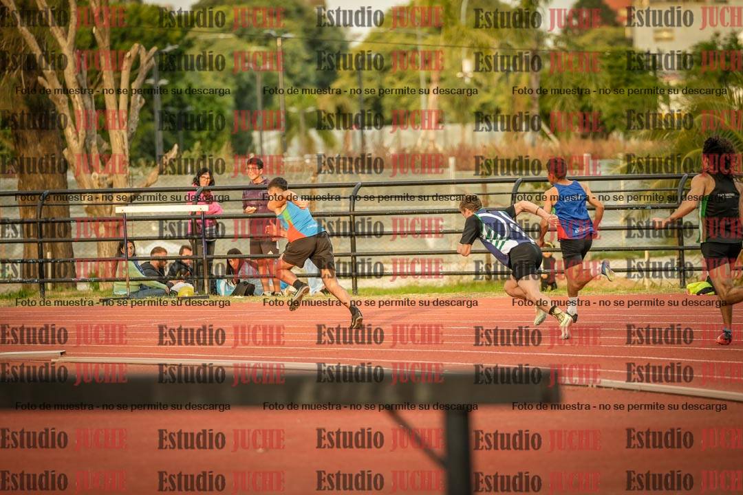 Fotos de las Postas 4x100 m de varones