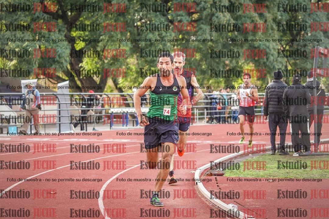 Fotos de los 3000 m llanos de varones