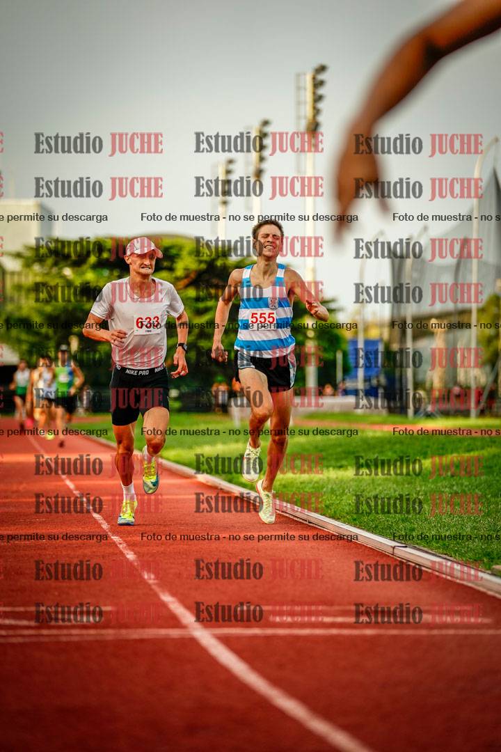 Fotos de los 1500 m llanos de varones