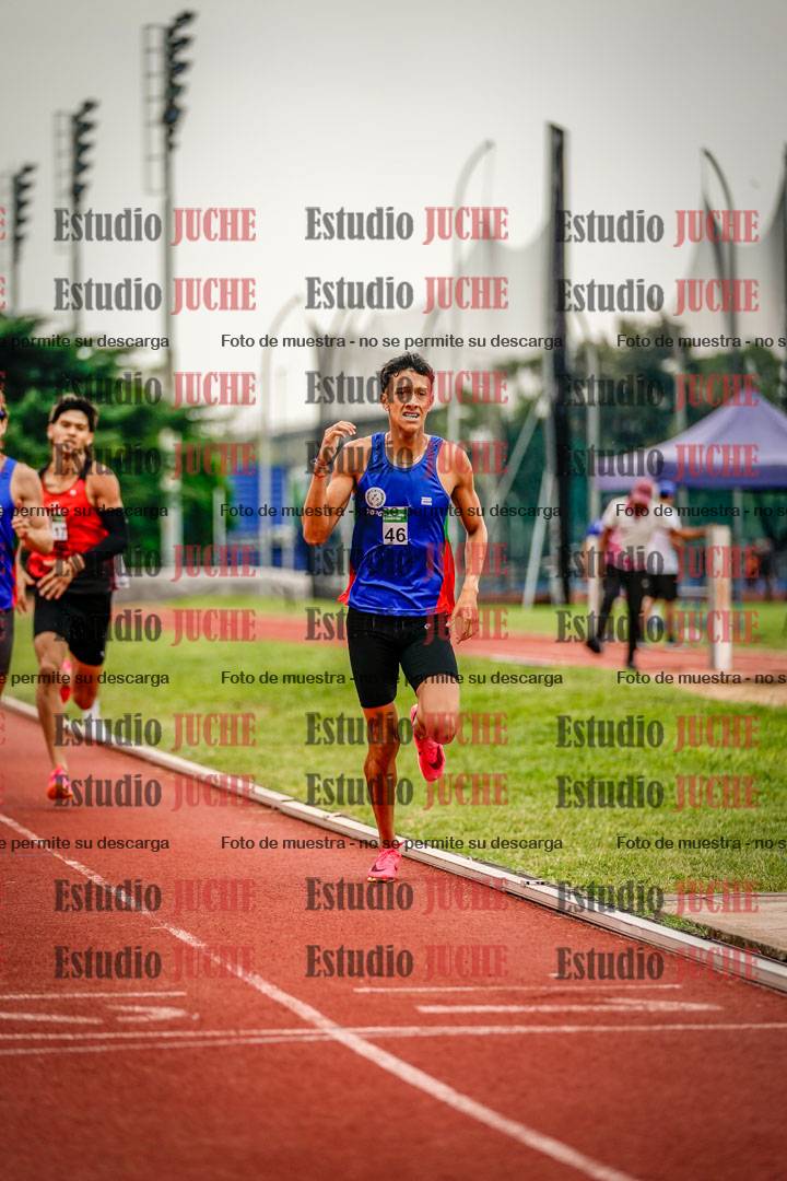 Fotos de los 800 m de varones