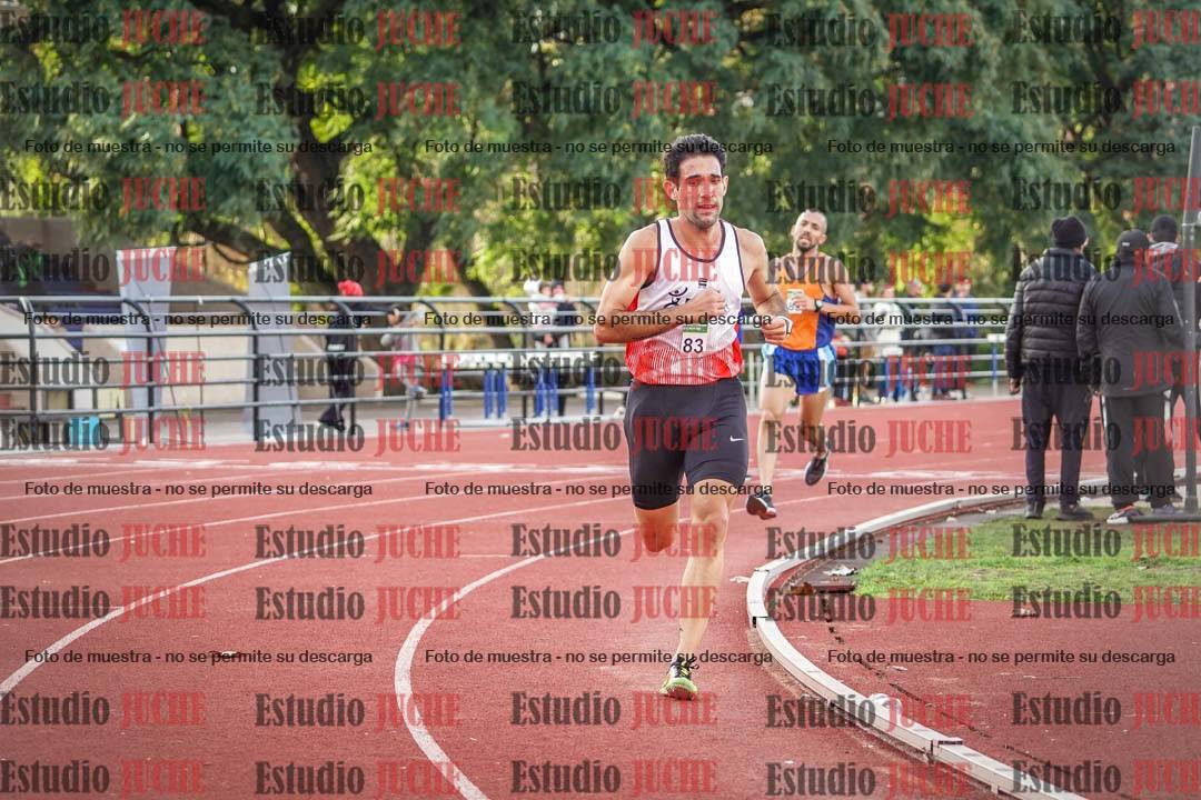Fotos de los 3000 m llanos de varones
