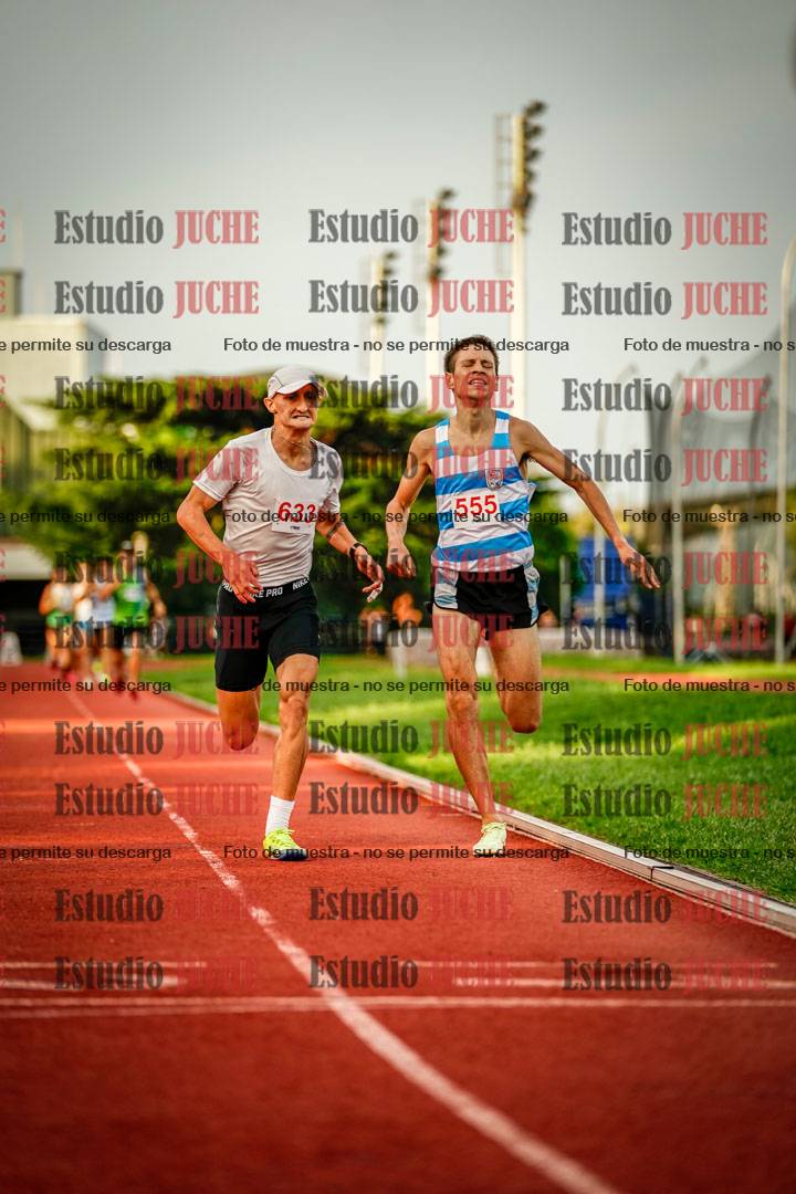 Fotos de los 1500 m llanos de varones