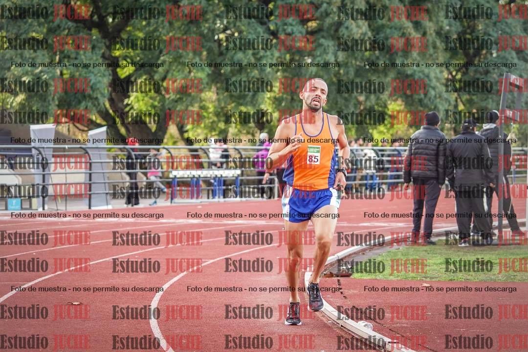 Fotos de los 3000 m llanos de varones