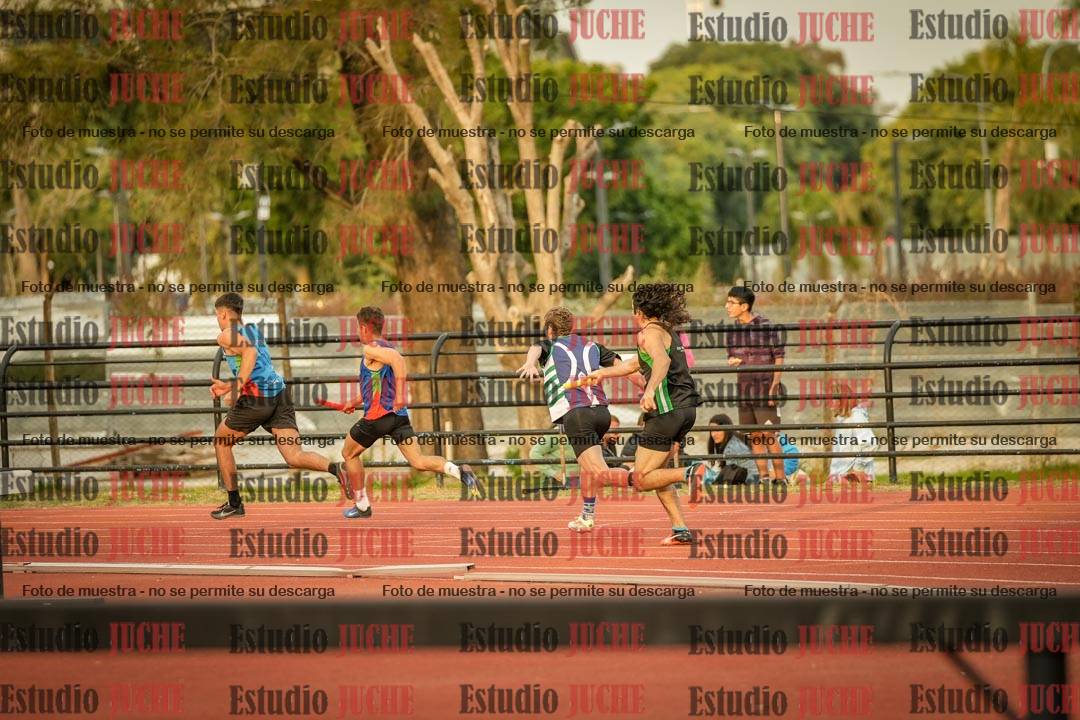 Fotos de las Postas 4x100 m de varones