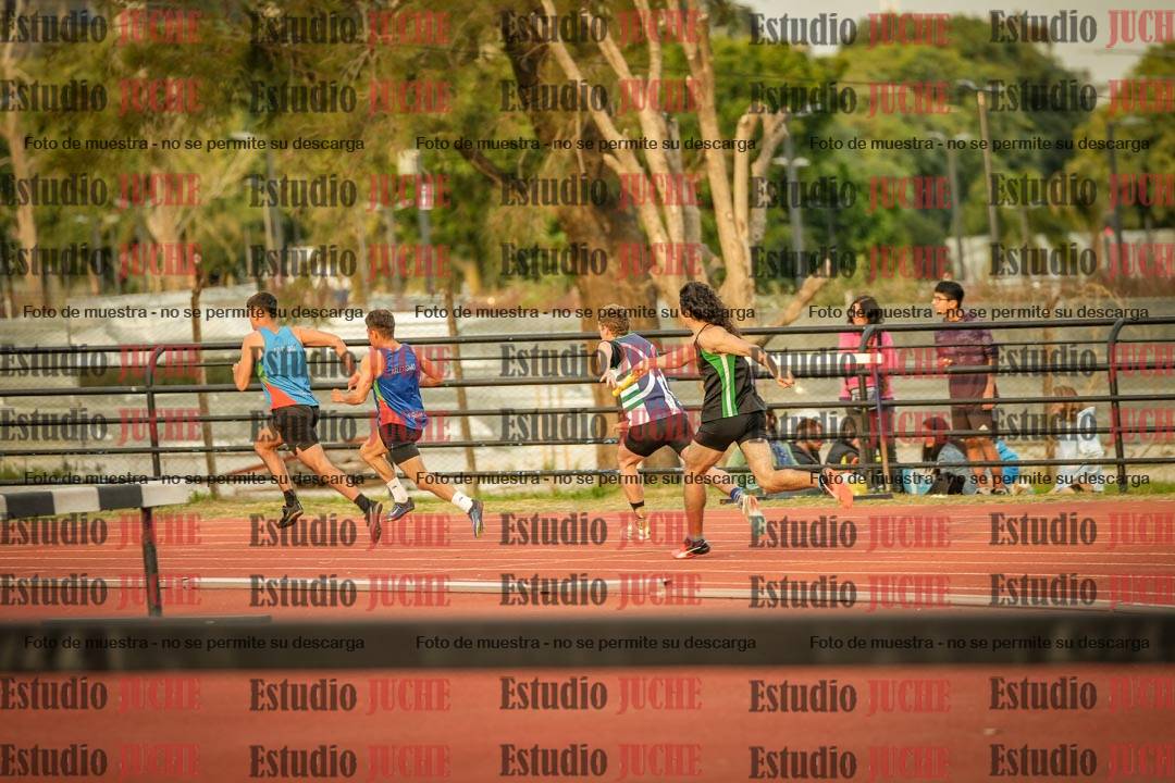 Fotos de las Postas 4x100 m de varones