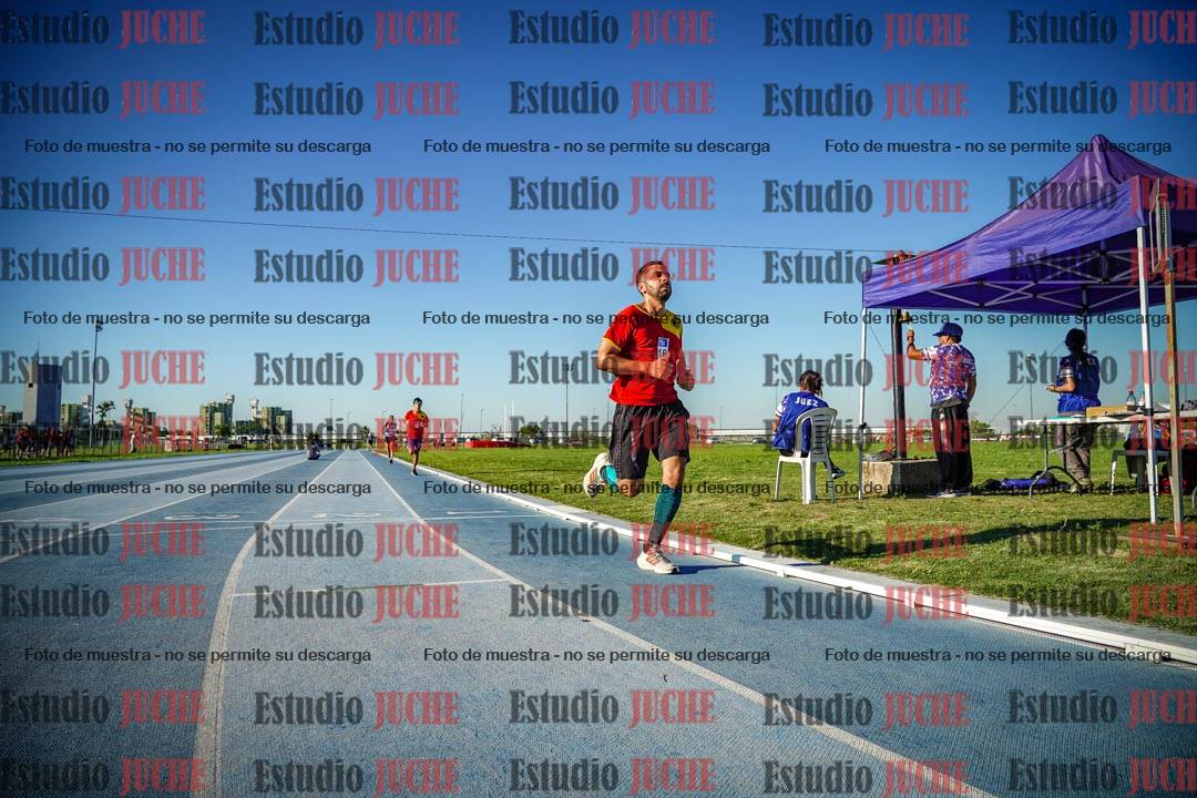 Fotos de los 3000 m llanos de varones