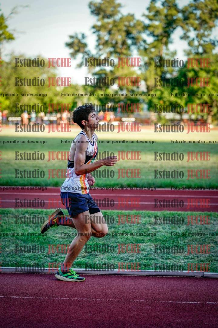 Fotos de los 3000 m llanos de varones
