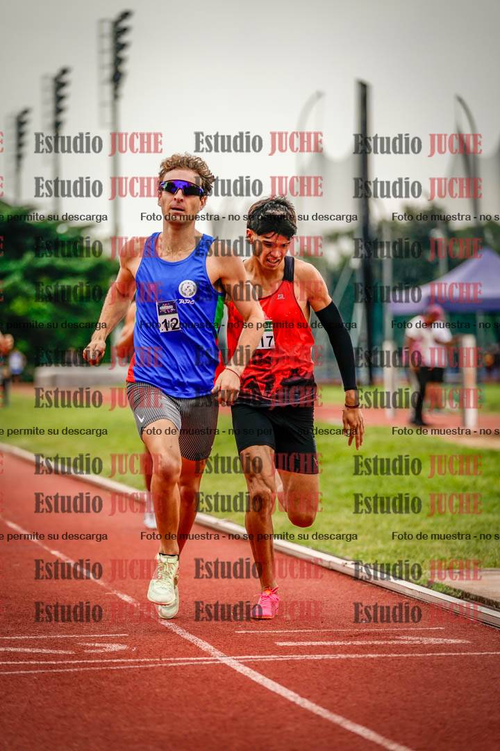 Fotos de los 800 m de varones