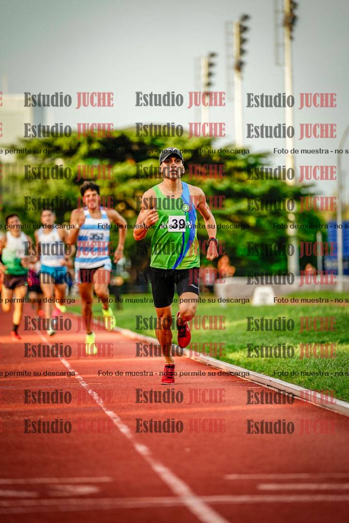 Fotos de los 1500 m llanos de varones