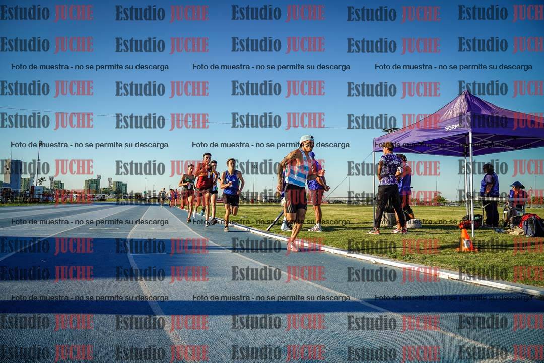 Fotos de los 1500 m llanos de varones
