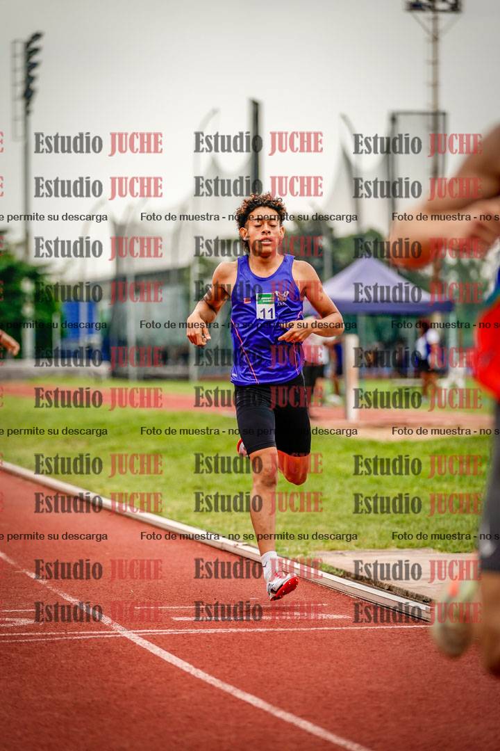 Fotos de los 800 m de varones