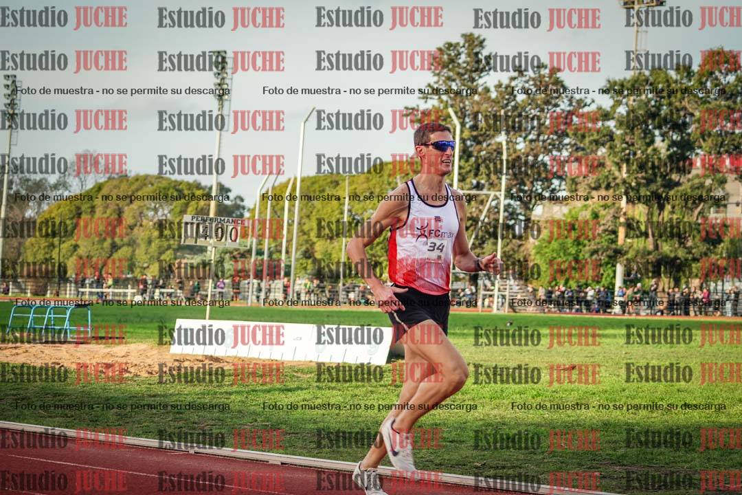 Fotos de los 3000 m llanos de varones