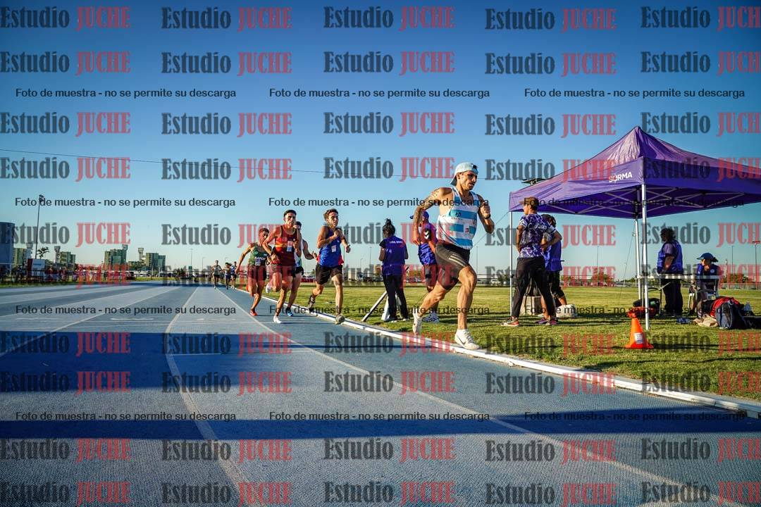 Fotos de los 1500 m llanos de varones