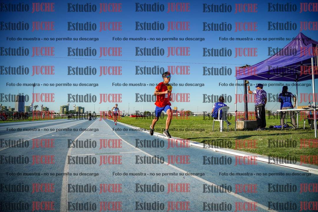 Fotos de los 3000 m llanos de varones