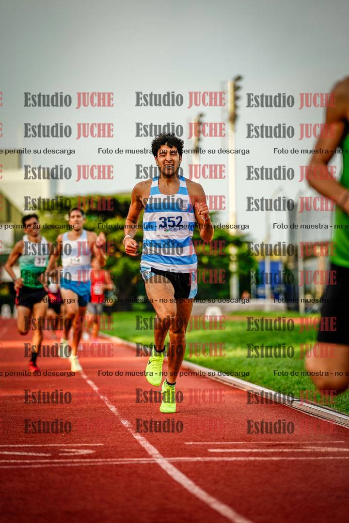 Fotos de los 1500 m llanos de varones