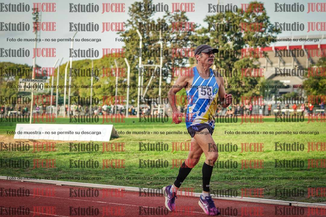 Fotos de los 3000 m llanos de varones