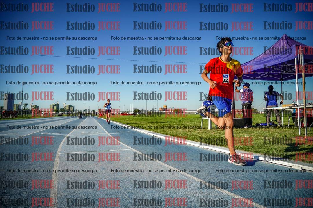 Fotos de los 3000 m llanos de varones