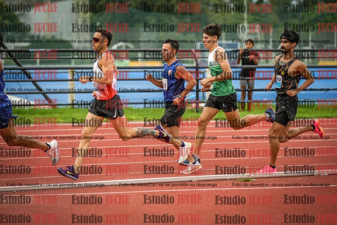 Fotos de los 3000 m llanos de varones