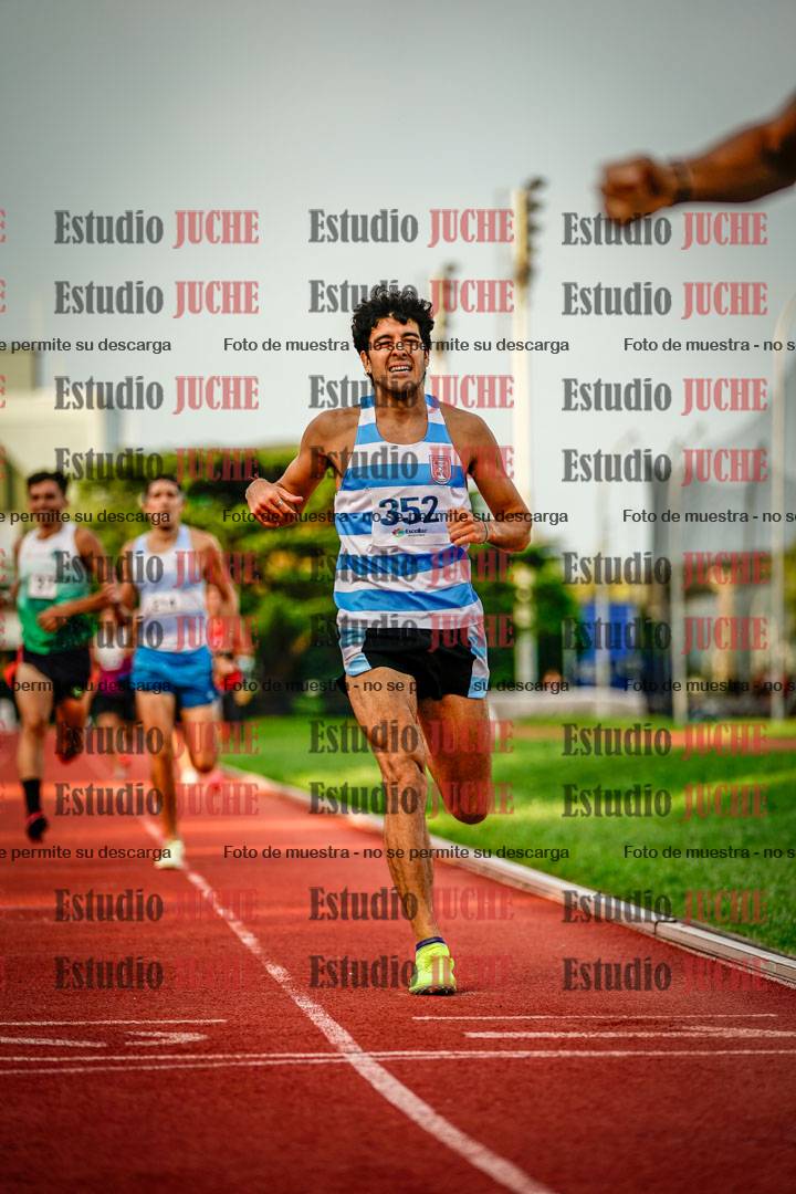 Fotos de los 1500 m llanos de varones