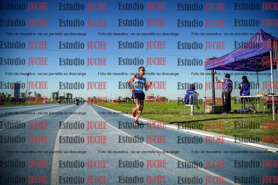 Fotos de los 3000 m llanos de varones