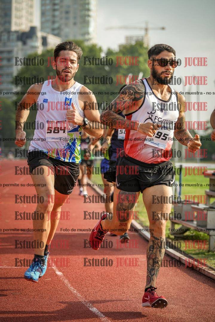 Fotos de los 3000 m llanos de varones