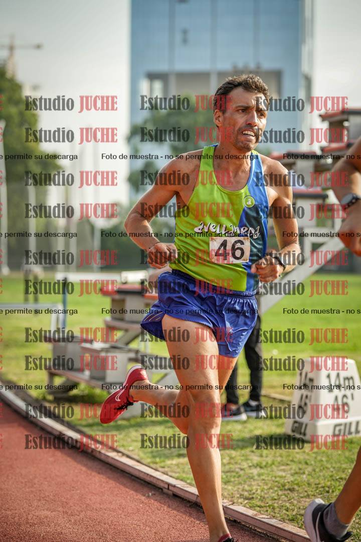 Fotos de los 3000 m llanos de varones