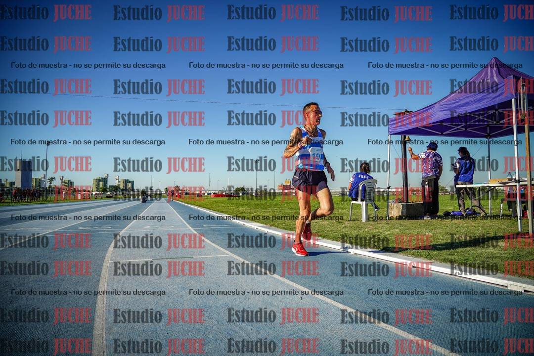 Fotos de los 3000 m llanos de varones