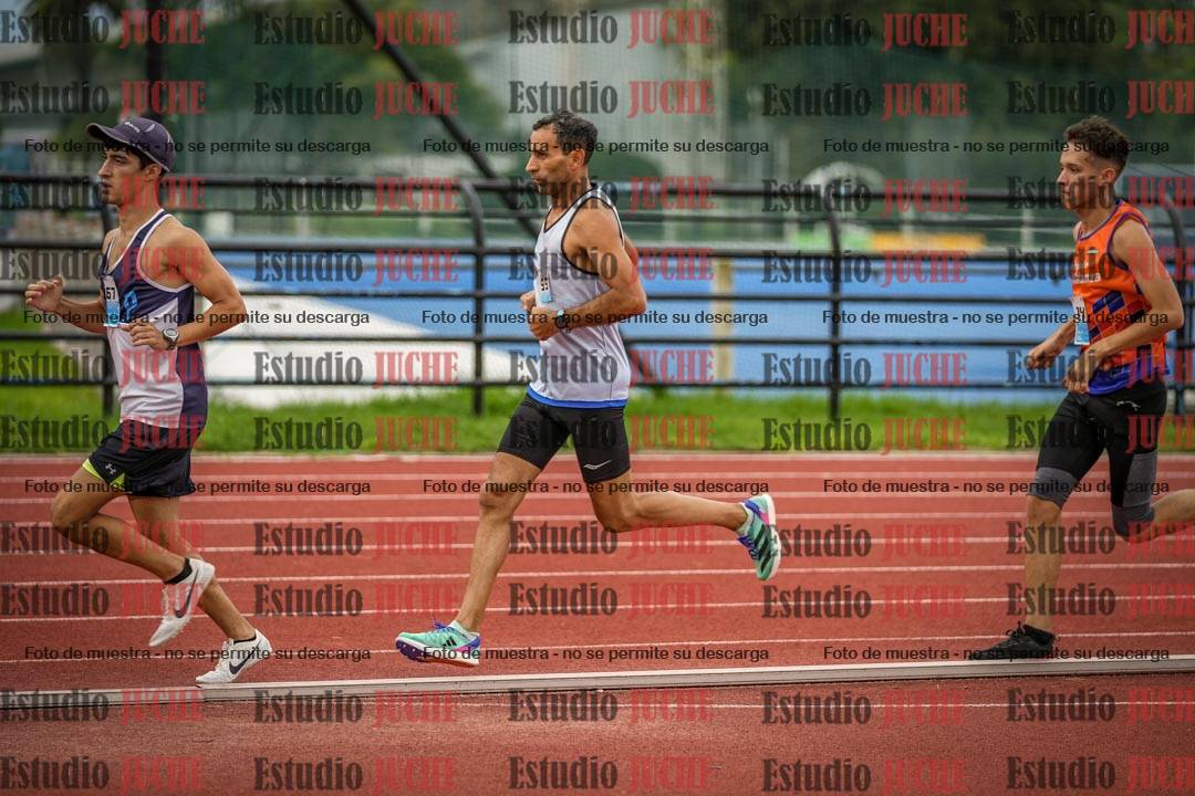 Fotos de los 3000 m llanos de varones