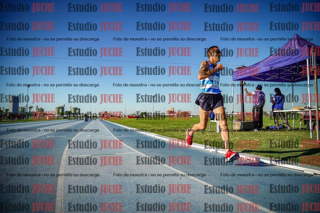 Fotos de los 3000 m llanos de varones